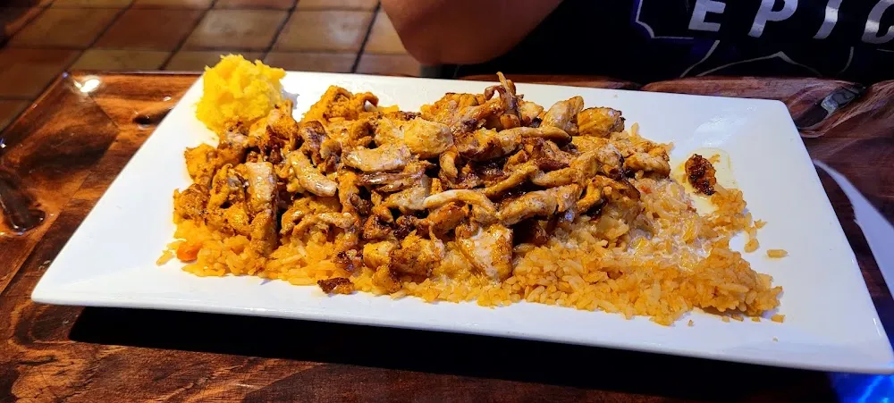 Arroz Con Pollo
