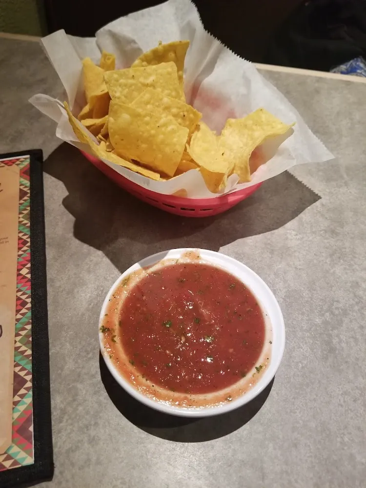 House Chips and Salsa